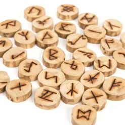 Anglo Saxon Runes 32pk