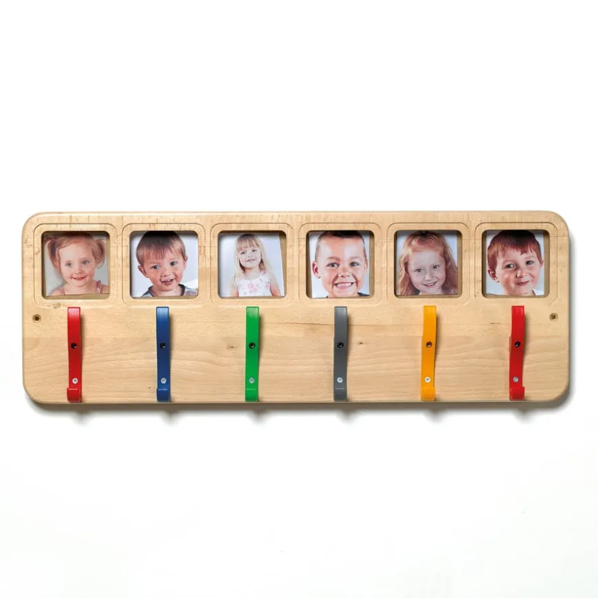 12 Coat Pegs With Picture Window