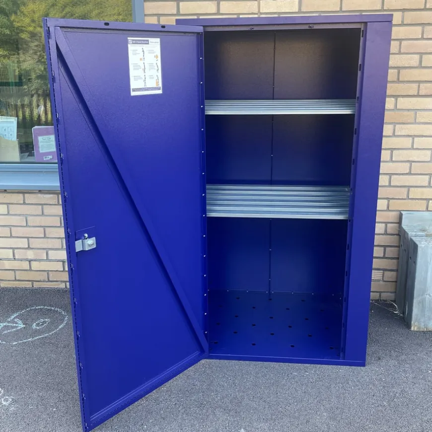 ES2000 Extra Large Steel Outdoor Storage Cupboard