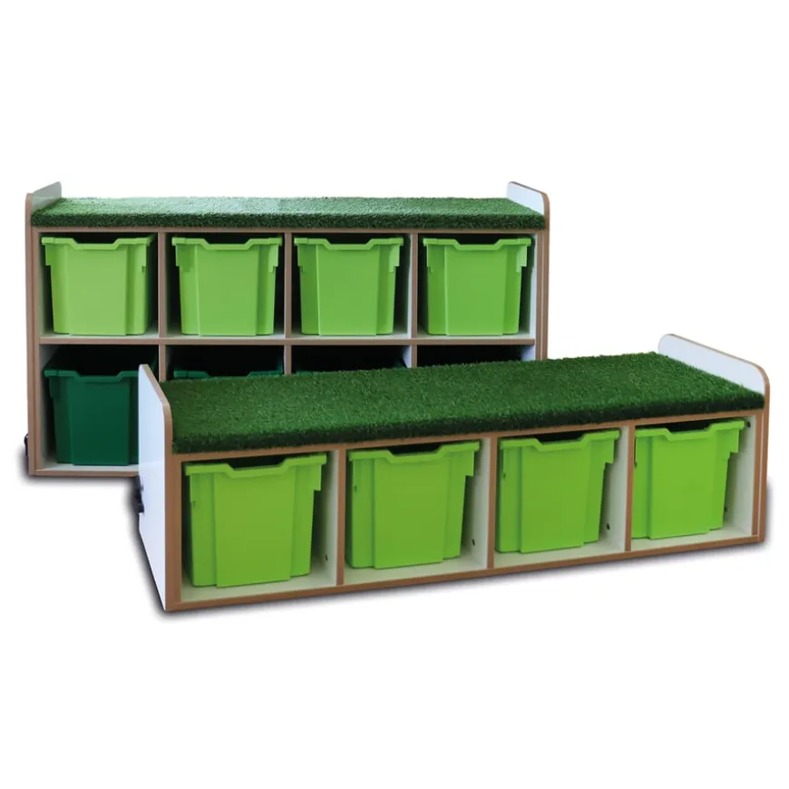 Grass Top Tiered Seating with Jumbo Trays