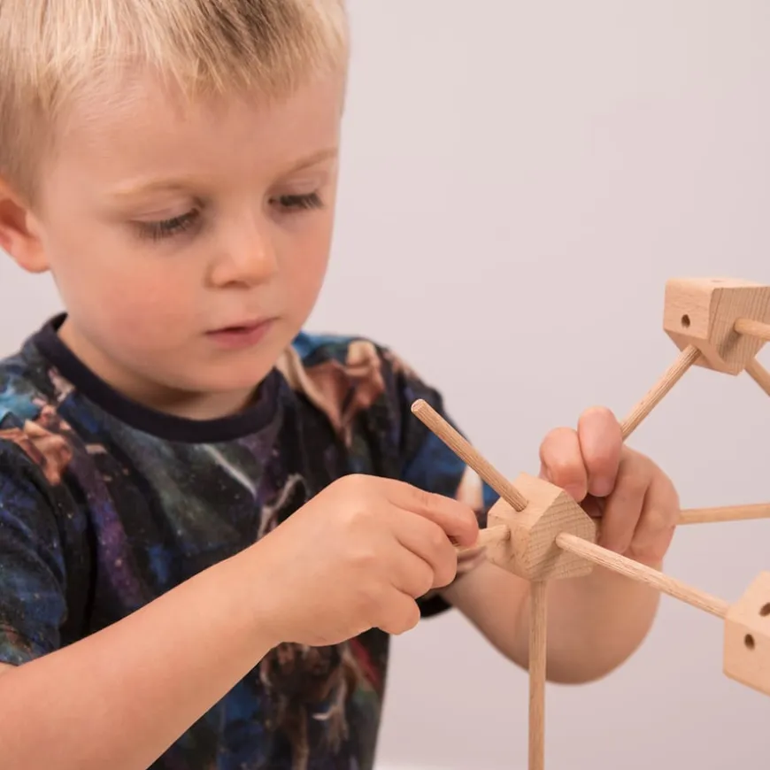 Loose Parts Construction Blocks and Poles 550pk