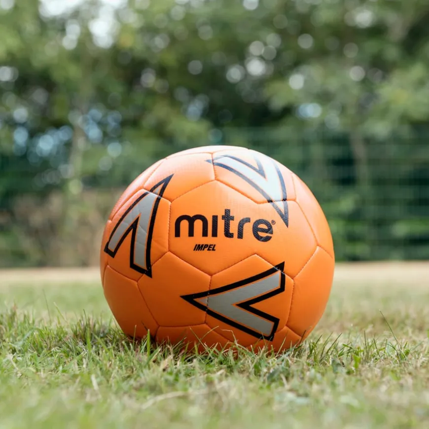 Mitre Impel Footballs and Storage Bag 12pk