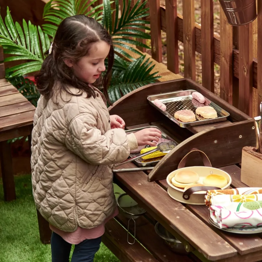 Modern Living Outdoor BBQ