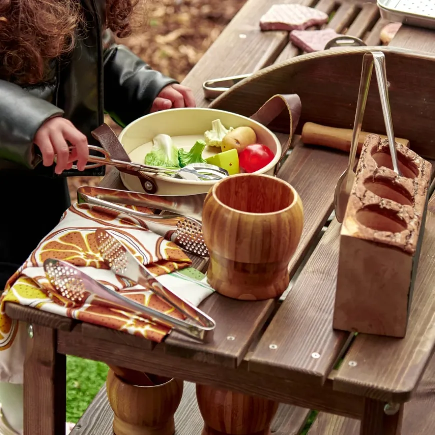 Modern Living Outdoor BBQ