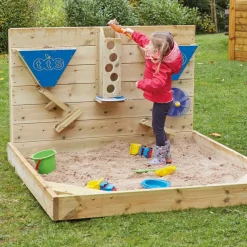 Outdoor Wooden Sand Wall H1000 x W1500mm