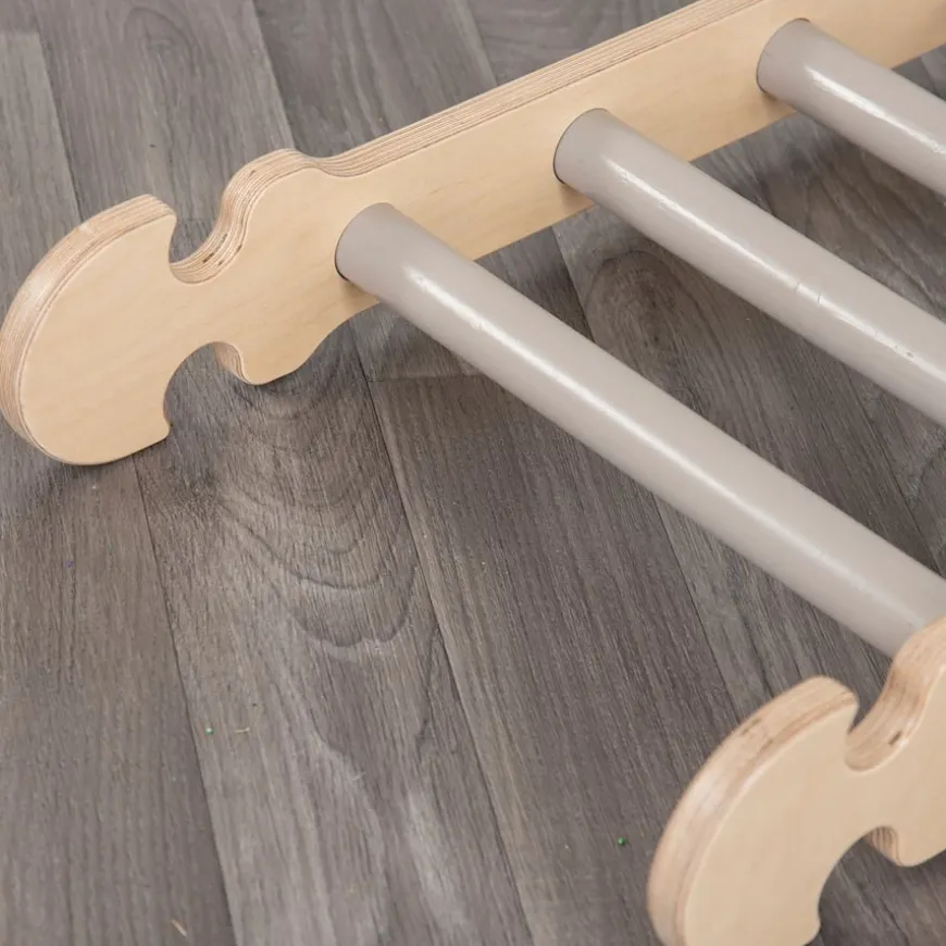 Pickler Inspired Reception Play Ladder Natural