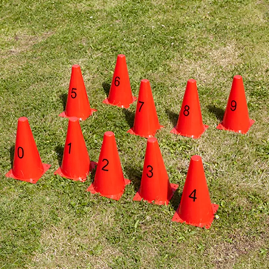 Plastic Number Cones 10pk