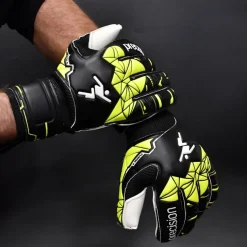 Precision Junior Fusion X GK Gloves