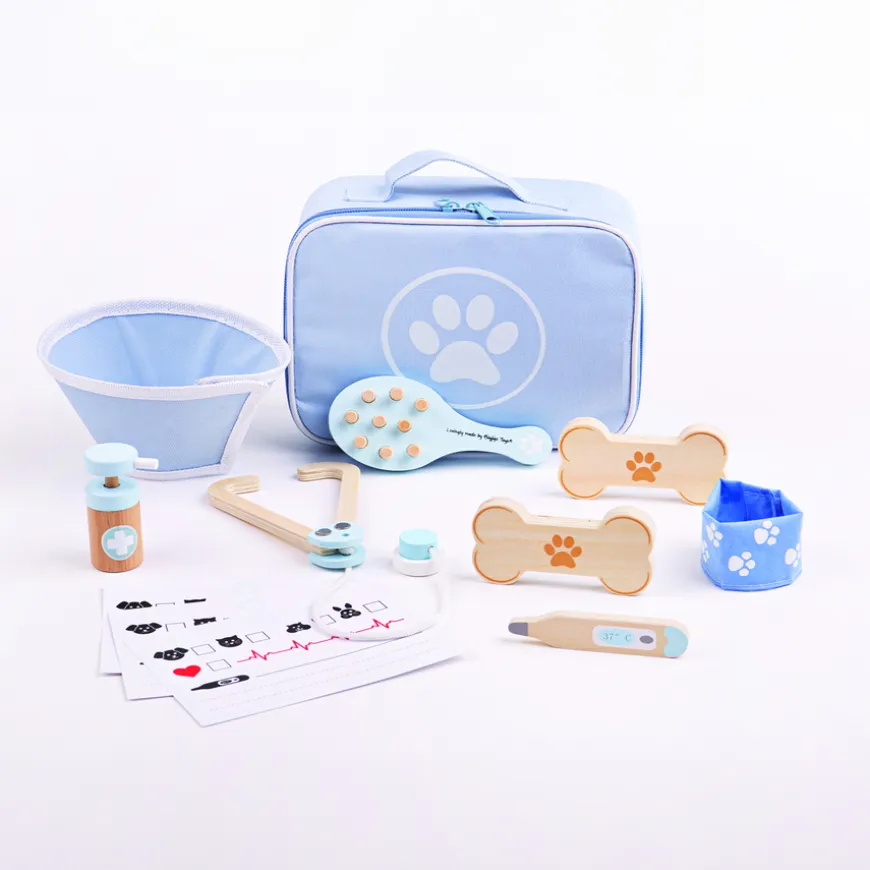 Role Play Wooden Vet Set 12pcs