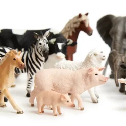 Small World Wild & Farm Animals & Young Set 16pcs