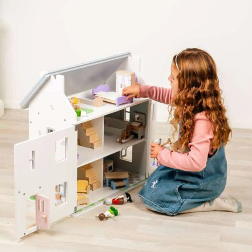 Small World Wooden Dolls House Furniture 31pcs NEW
