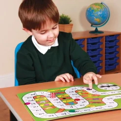 Smart Kids 6 CVC/CVCC Spelling Board Games