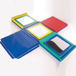 Softplay Mirror Den