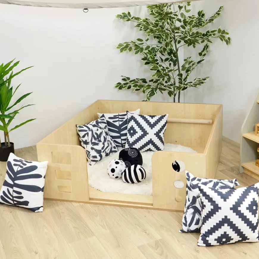TTS Baby Crawl in Sensory Pit Maple