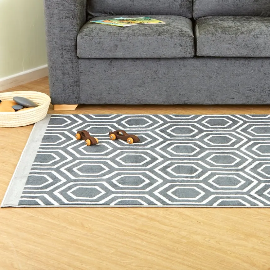 TTS Hexagonal Patterned Grey and Cream Rug