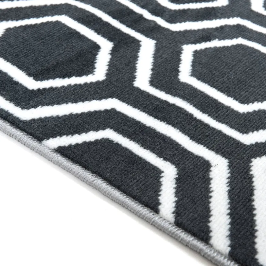 TTS Hexagonal Patterned Grey and Cream Rug