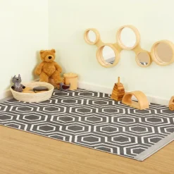 TTS Hexagonal Patterned Grey and Cream Rug