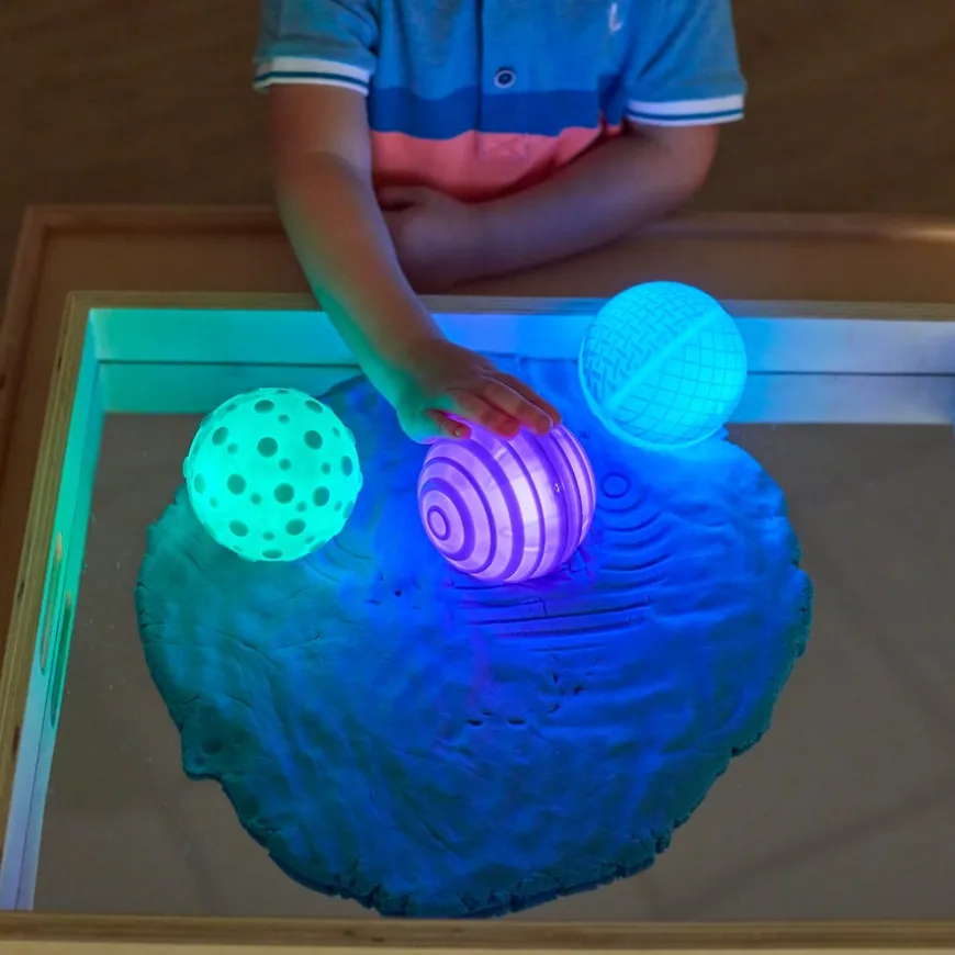 TTS Light up Glow Spheres, Cylinders and Bricks