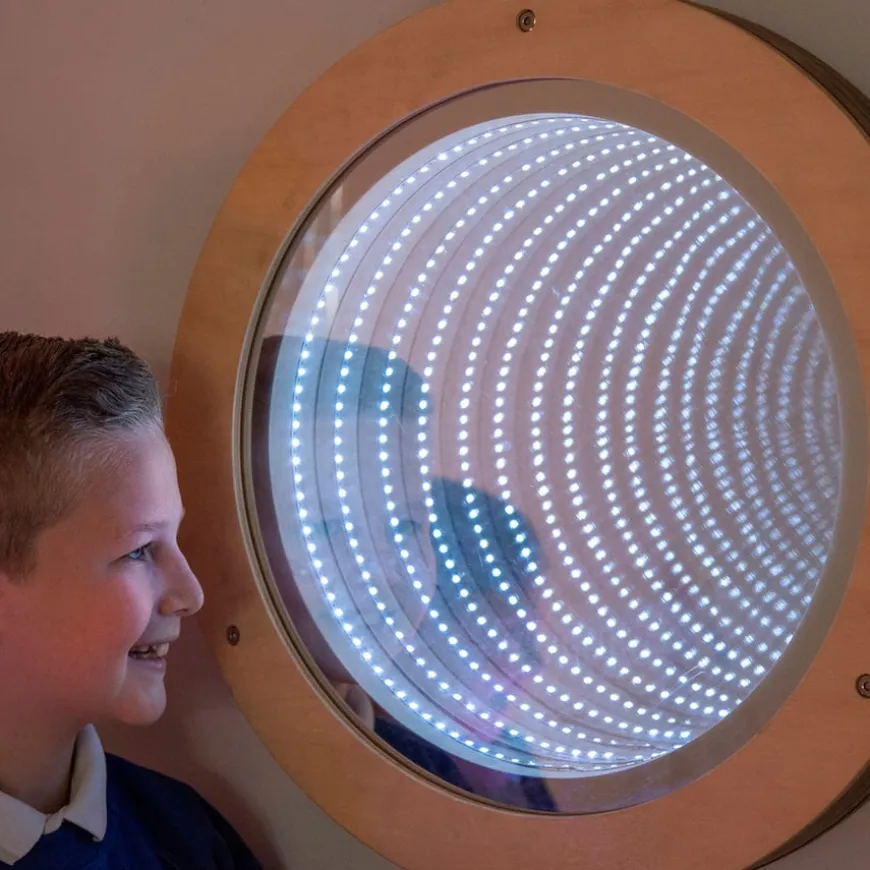 TTS Light Up Infinity Mirror 50 diam