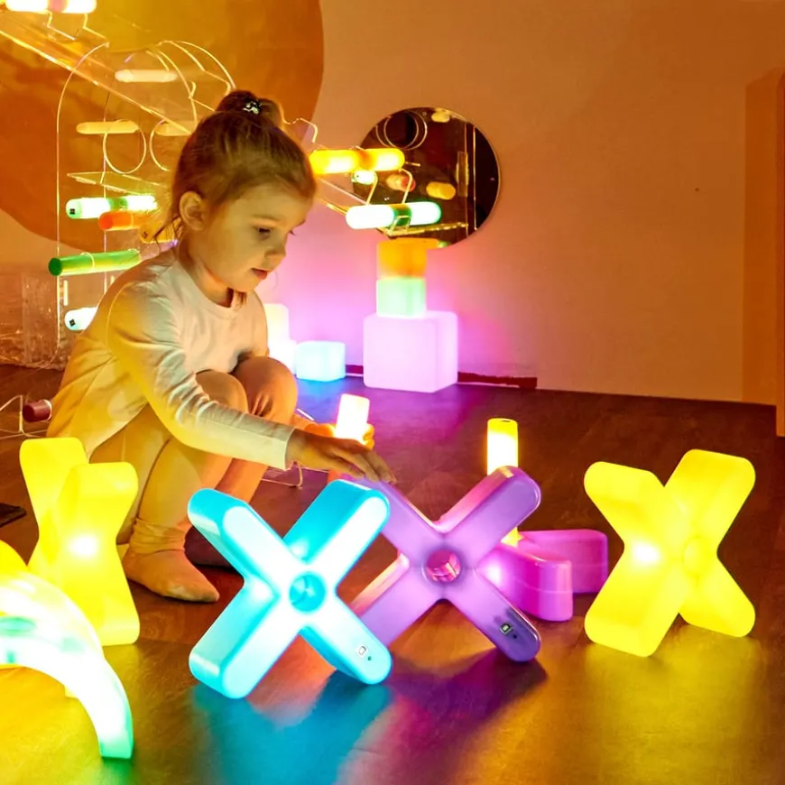 TTS Loose Parts Glow Crosses 12pk
