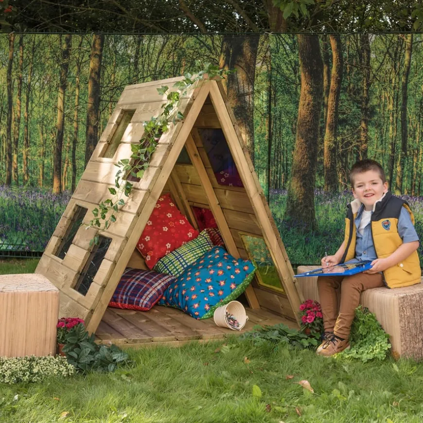 TTS Mini Triangular Rainbow Den