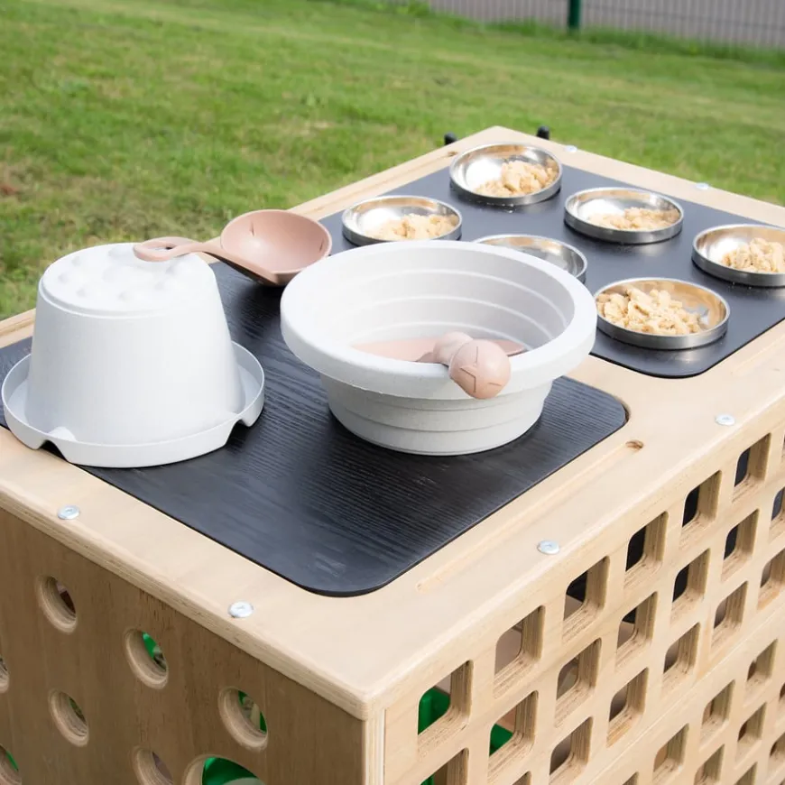 TTS Outdoor Activity Cube