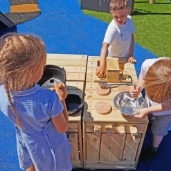 TTS Outdoor Wooden Role Play Kitchen