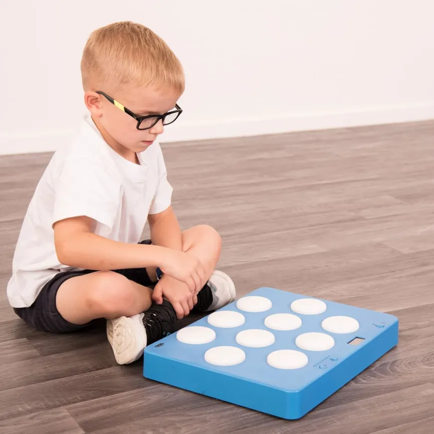 TTS Portable Light Up Reaction Wall Game