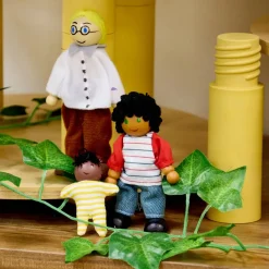 TTS Small World Family Figures