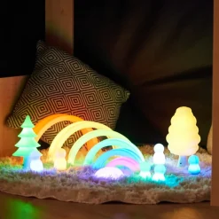 TTS Small World Glow People 6pk
