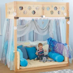 TTS Super Seat Indoor Wooden Den Structure