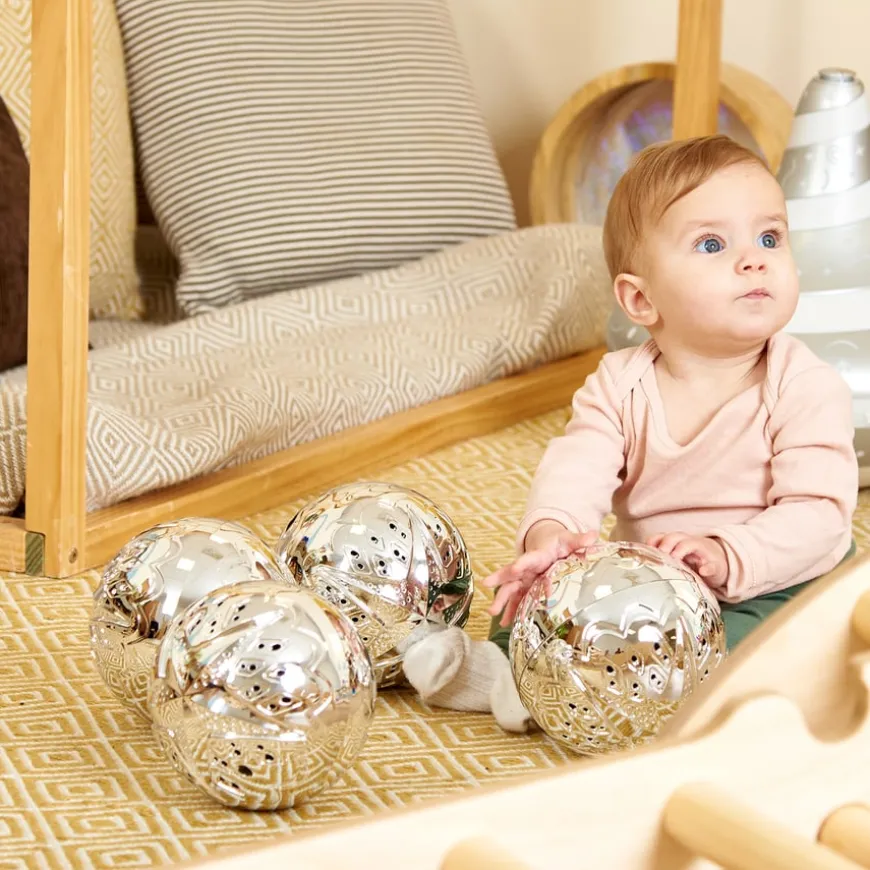 TTS Super Shiny Silver Sensory Balls 4pk
