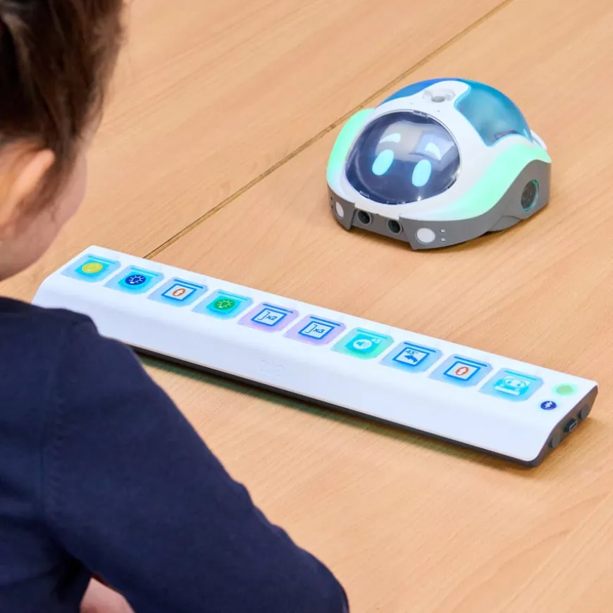 TTS Tactile Reader Pro and Loti-Bot Bundle