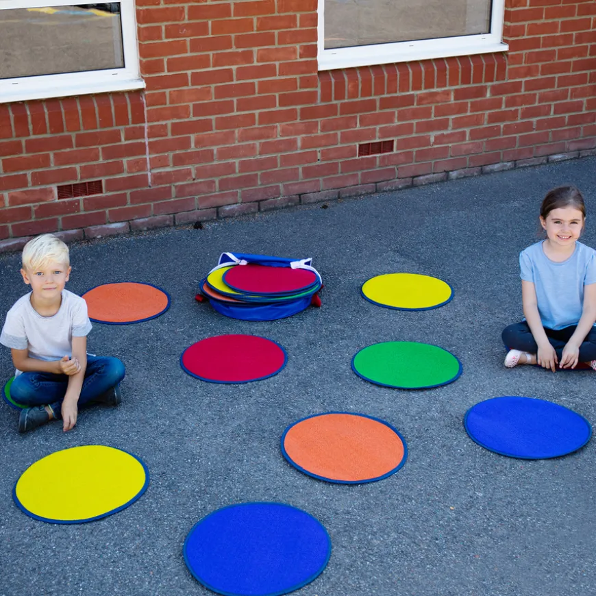 Weatherproof Outdoor Circle Mats 30pk