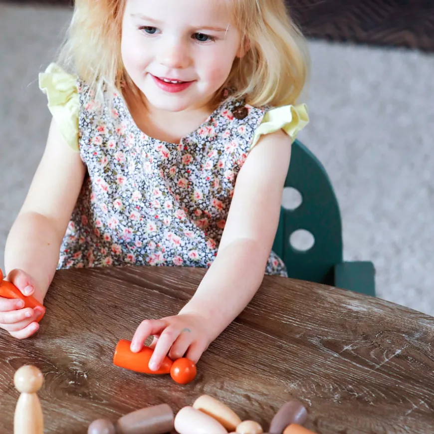 Wooden Multicultural Peg People 10pk