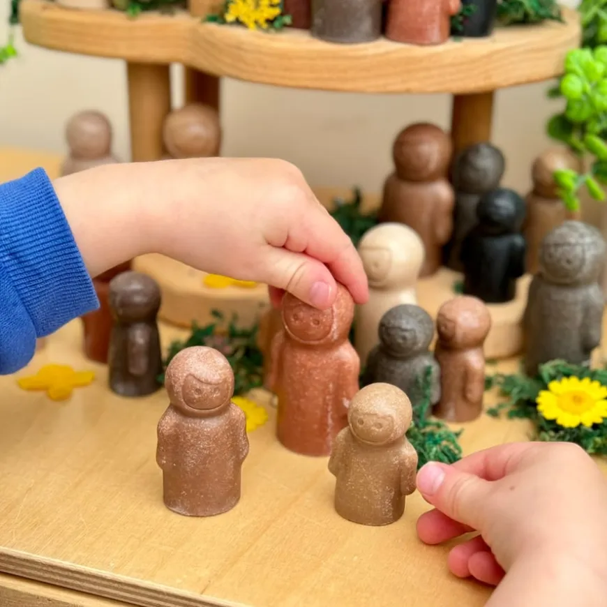 Yellow Door Little People Like Me Families 30pc